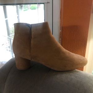 Size 11 shoes, run a bit small